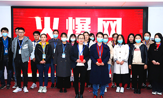 �¾��𱬾W����18����