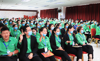 �¾��𱬾W����18����