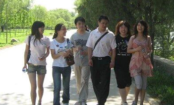 �¾��𱬾W����18����