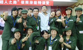 �¾��𱬾W����18����