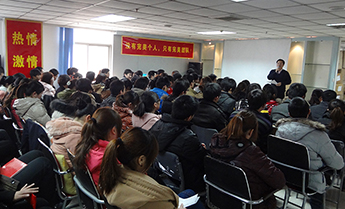 �¾��𱬾W����18����