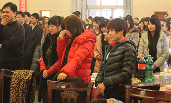 �¾��𱬾W����18����