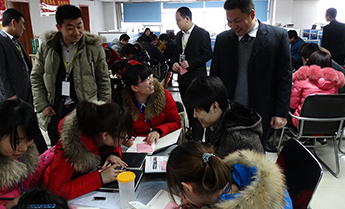 �¾��𱬾W����18����